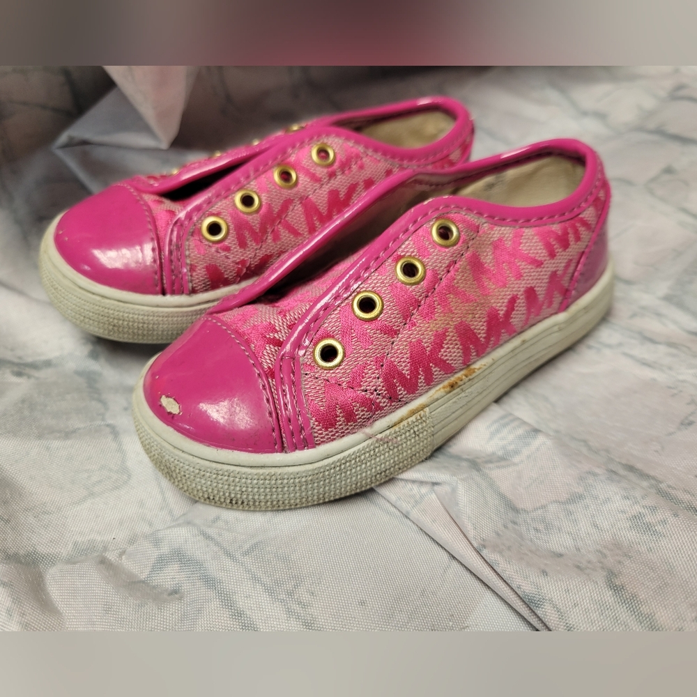 Michael Kors Fuschia Toddler Sneakers Size 7 Girls